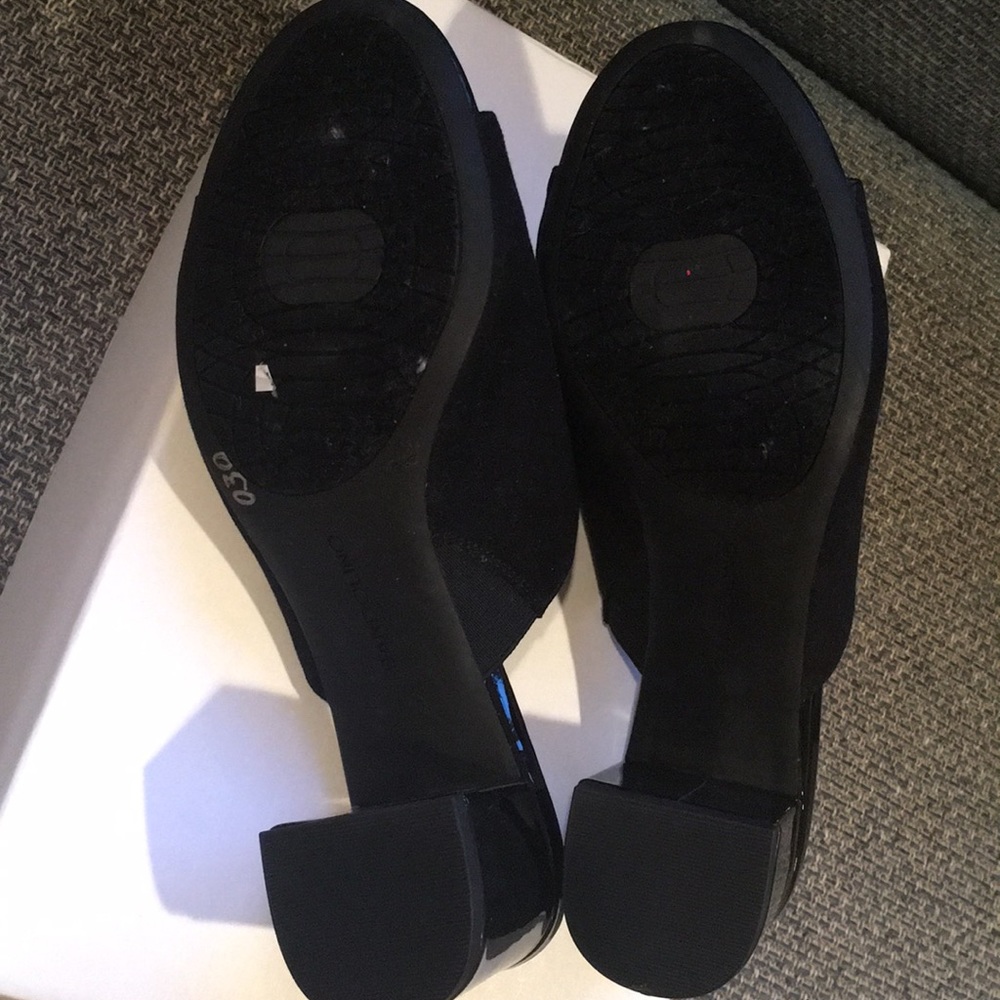 Shoe - Picture 5 of 6